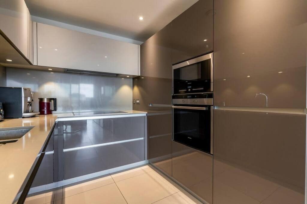 1 Bedroom Penthouse Flat In East London Eksteriør bilde